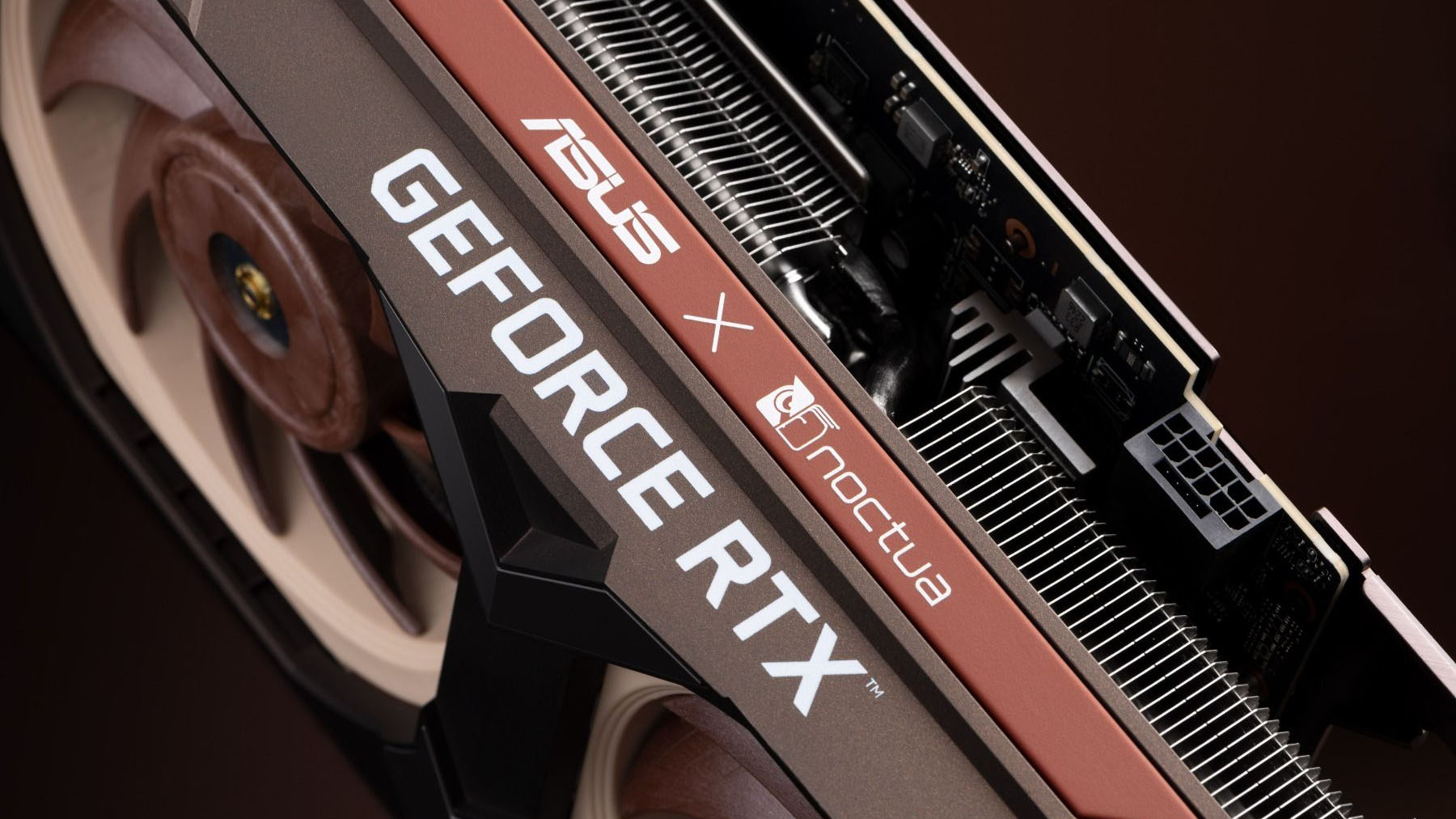 Featured Post Image - Представлена ASUS GeForce RTX 4080 SUPER Noctua OC Edition — огромный кулер на 4 слота и частота до 2640 МГц